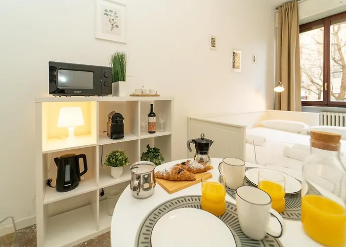 Comfortable And Bright In Marghera Milano