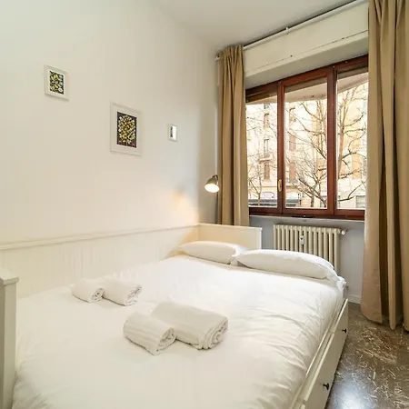 Comfortable And Bright In Marghera Apartman Milánó